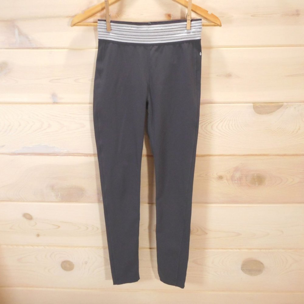 Free People Movement Leggings Size XS Dark Gray with slight purple hue